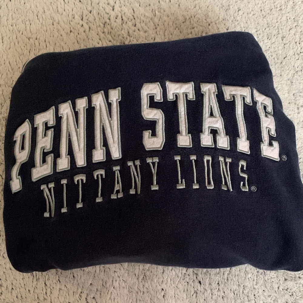 Large Penn Stats Nittany Lions Sweatershirt